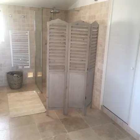 Lorinadu Villa *
